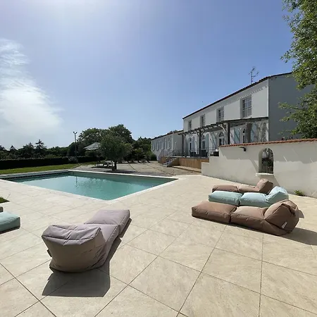 Renovee A Avec Piscine Privee Et Vue Sur Le Lac, Ideale Pour 15 Personnes - Fr-1-622-105 *