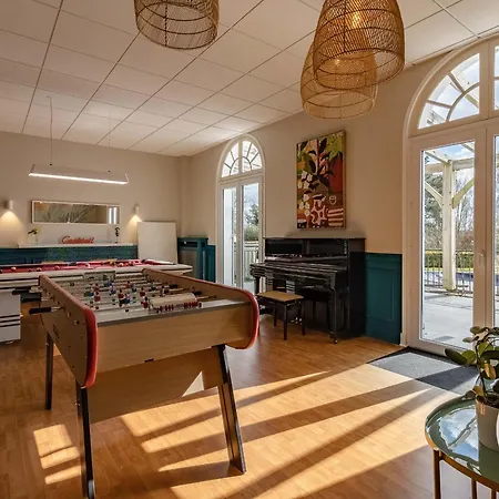Renovee A Avec Piscine Privee Et Vue Sur Le Lac, Ideale Pour 15 Personnes - Fr-1-622-105