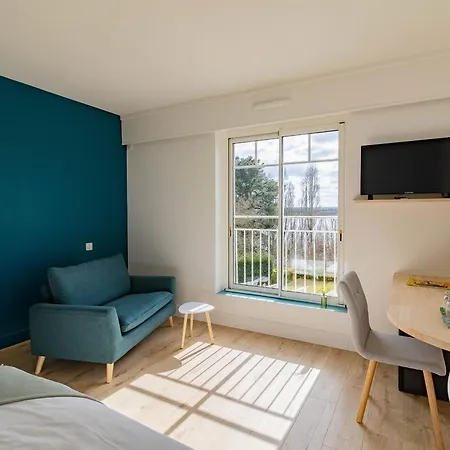 Σπίτι διακοπών Renovee A Avec Piscine Privee Et Vue Sur Le Lac, Ideale Pour 15 Personnes - Fr-1-622-105 *