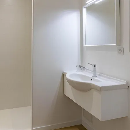 Σπίτι διακοπών Renovee A Avec Piscine Privee Et Vue Sur Le Lac, Ideale Pour 15 Personnes - Fr-1-622-105 Σολέ