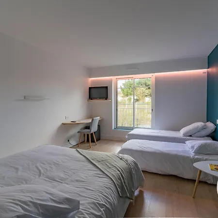 Renovee A Avec Piscine Privee Et Vue Sur Le Lac, Ideale Pour 15 Personnes - Fr-1-622-105 *