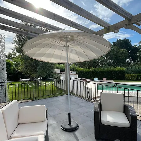 Renovee A Avec Piscine Privee Et Vue Sur Le Lac, Ideale Pour 15 Personnes - Fr-1-622-105 Cholet